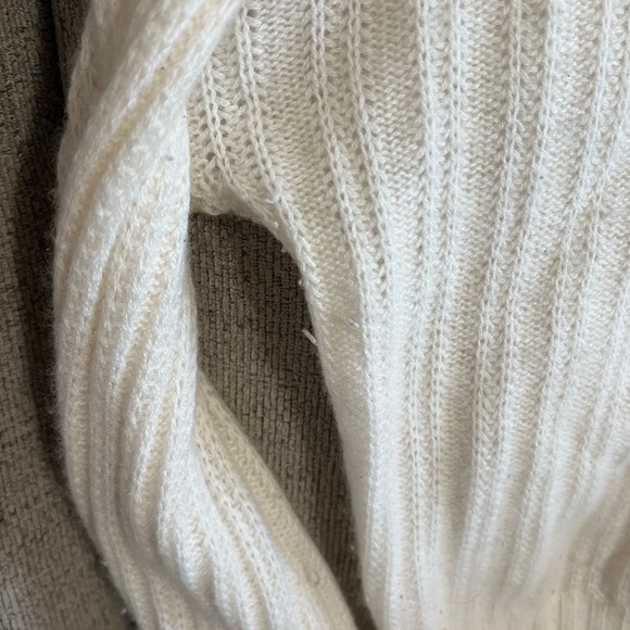 27 Miles Malibu Cashmere Layering Sweater Size M - Picture 3 of 5